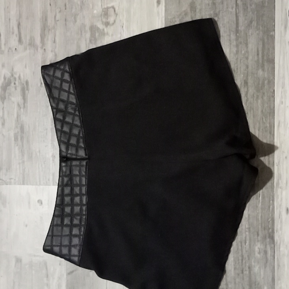 Purehupe skirt with shorts  Size S - Picture 2 of 4